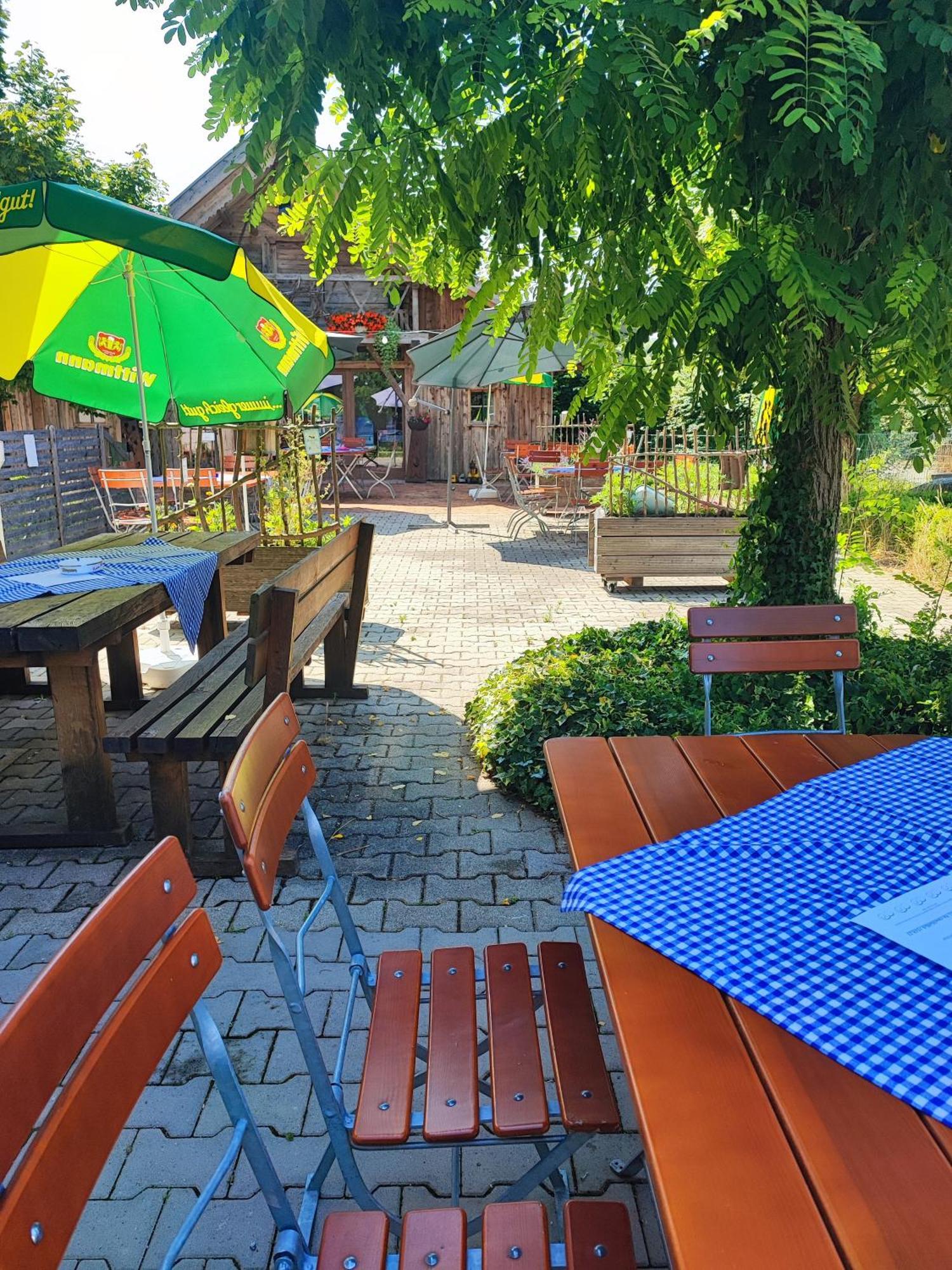 Wirtshaus Zur Bina Hotel Vilsbiburg Exterior photo